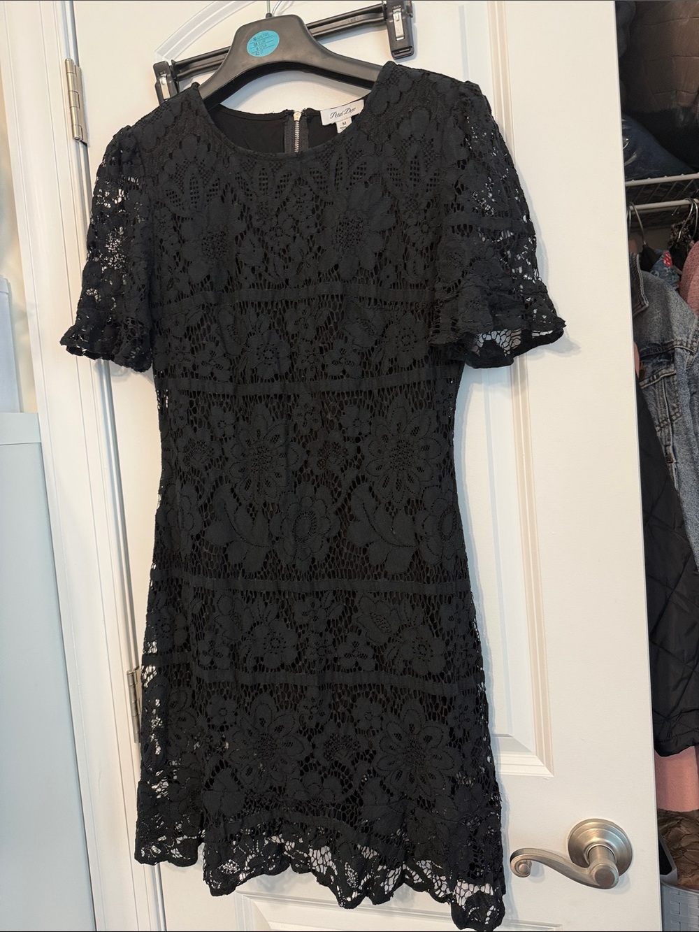 Elegant Black Floral Lace Mini Dress by White House/Black Market